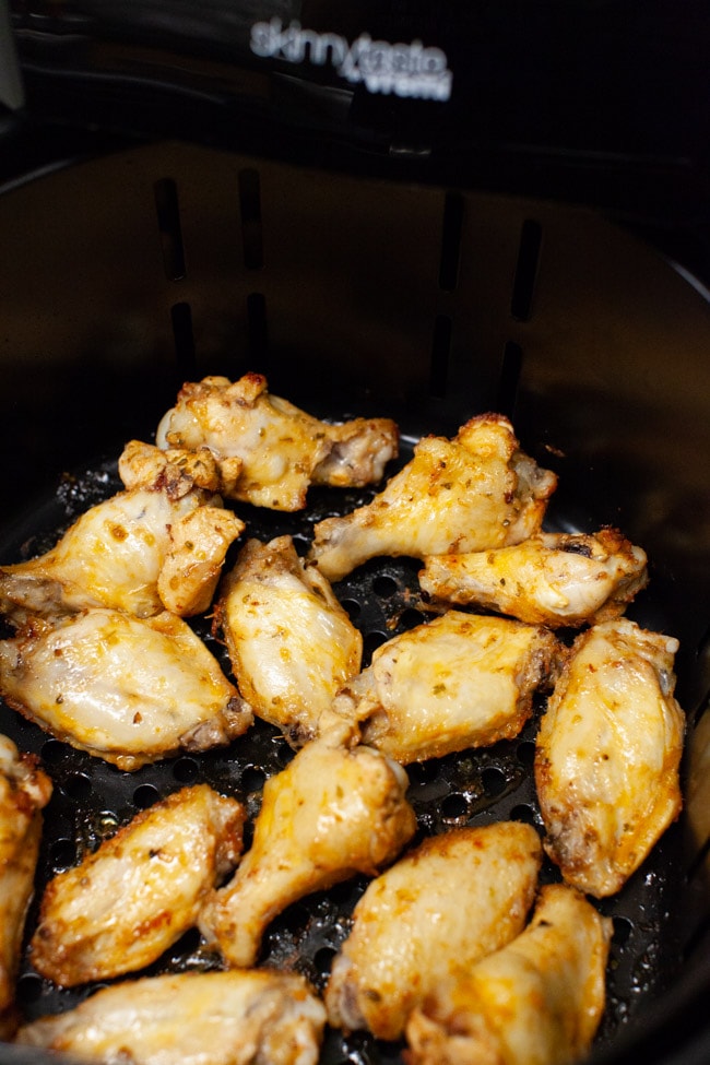 Chicken Wings in Air Fryer from thelittlekitchen.net Chicken Wings in Air Fryer from thelittlekitchen.net