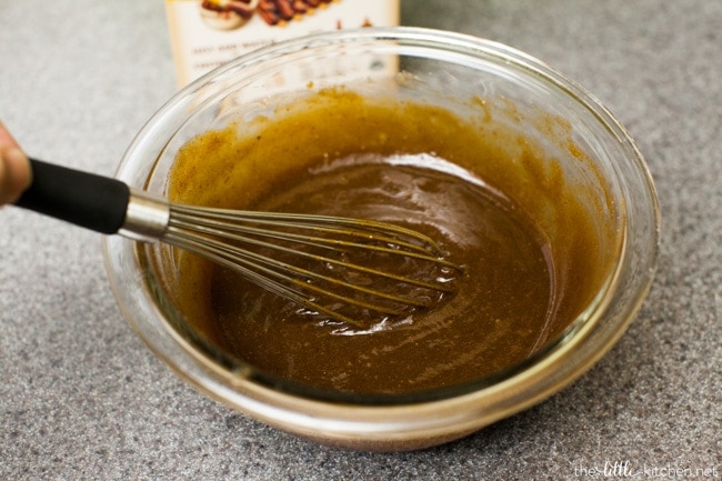 BBQ Chicken Flatbread Pizzas from thelittlekitchen.net BBQ Chicken Flatbread Pizzas from thelittlekitchen.net