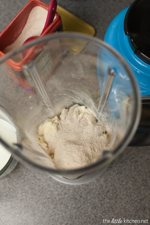 Cappuccino Milkshake from thelittlekitchen.net #MilkshakeWeek Cappuccino Milkshake from thelittlekitchen.net #MilkshakeWeek