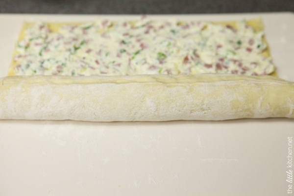 Cheddar and Smoked Summer Sausage Pinwheel Appetizers from thelittlekitchen.net Cheddar and Smoked Summer Sausage Pinwheel Appetizers from thelittlekitchen.net