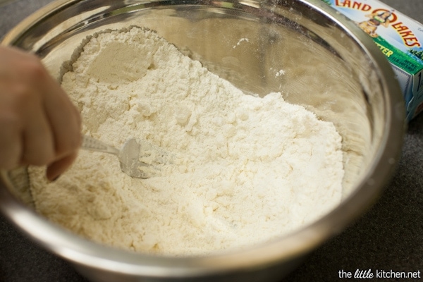 Chocolate Chip Scones from thelittlekitchen.net Chocolate Chip Scones from thelittlekitchen.net