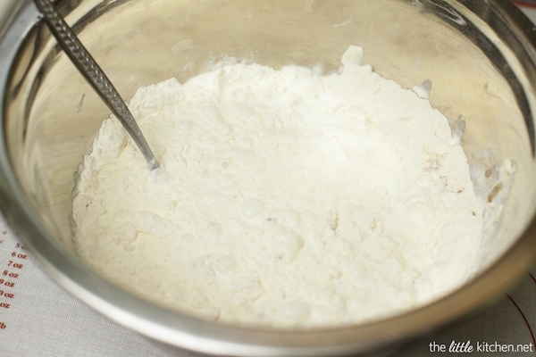 Chocolate Chip Scones from thelittlekitchen.net Chocolate Chip Scones from thelittlekitchen.net