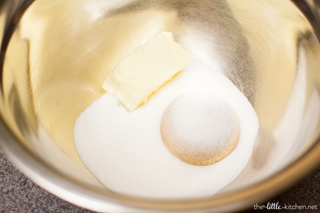 Chocolate Chunk Skillet Cookies from thelittlekitchen.net Chocolate Chunk Skillet Cookies from thelittlekitchen.net