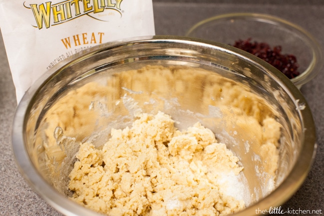 Cranberry White Chocolate Shortbread Cookies from thelittlekitchen.net Cranberry White Chocolate Shortbread Cookies from thelittlekitchen.net