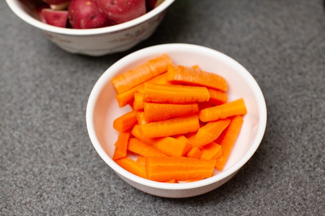 Crockpot Chicken and Potatoes from thelittlekitchen.net Crockpot Chicken and Potatoes from thelittlekitchen.net