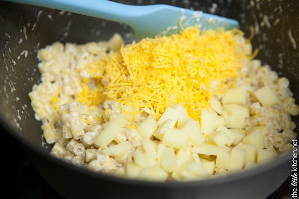 Fried Mac & Cheese Bites from thelittlekitchen.net Fried Mac & Cheese Bites from thelittlekitchen.net