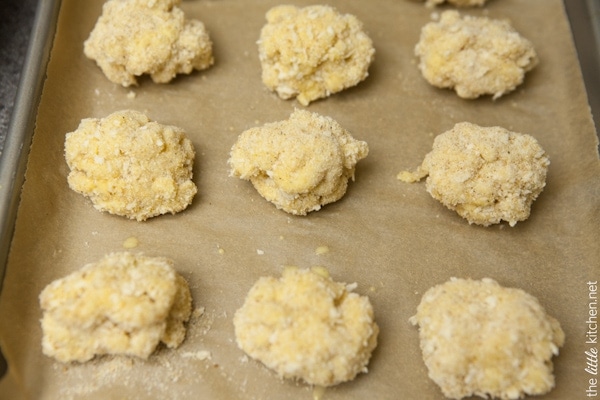 Fried Mac & Cheese Bites from thelittlekitchen.net Fried Mac & Cheese Bites from thelittlekitchen.net