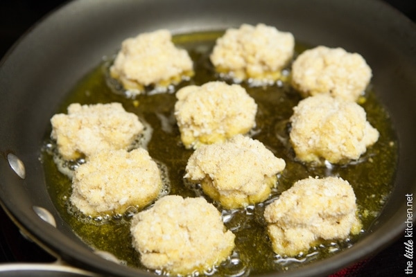 fried-mac-cheese-bites-the-little-kitchen-4910 fried-mac-cheese-bites-the-little-kitchen-4910