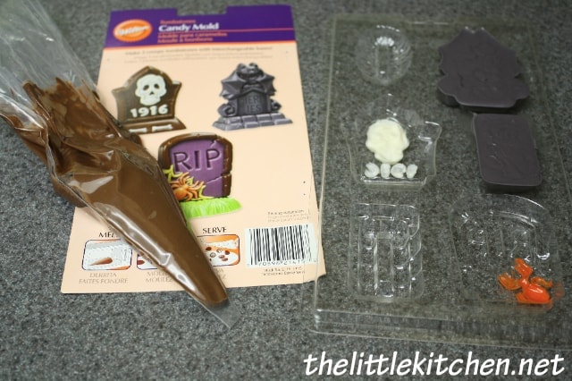 Working with candy melts and molds