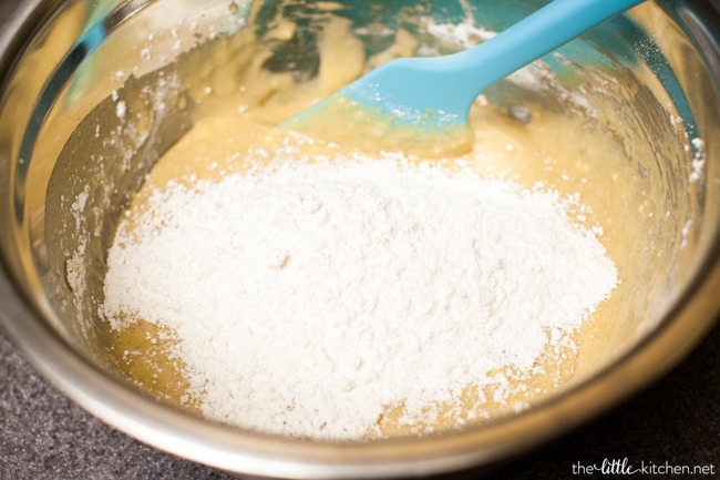 Milk Chocolate Walnut Blondies from thelittlekitchen.net Milk Chocolate Walnut Blondies from thelittlekitchen.net