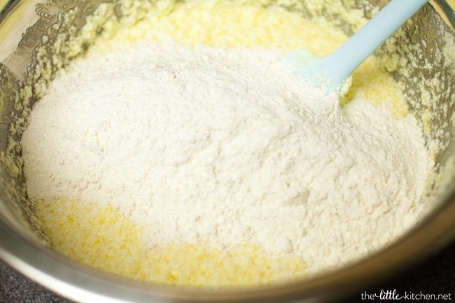 Orange Bundt Cake with Dark Chocolate Ganache from thelittlekitchen.net Orange Bundt Cake with Dark Chocolate Ganache from thelittlekitchen.net