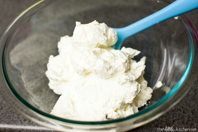 peanut-butter-mousse-pie-the-little-kitchen-8509 Peanut Butter Mousse Pie from thelittlekitchen.net