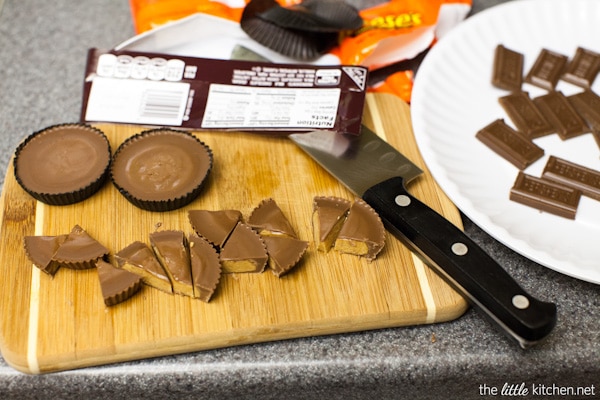 Peanut Butter S'mores Cookie Bars from thelittlekitchen.net Peanut Butter S'mores Cookie Bars from thelittlekitchen.net
