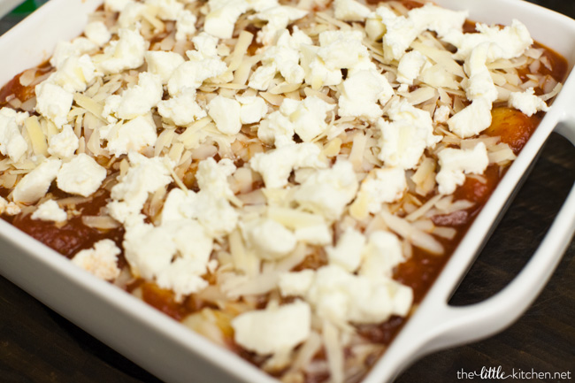 Pepperoni Pizza-Baked Gnocchi from thelittlekitchen.net Pepperoni Pizza-Baked Gnocchi from thelittlekitchen.net