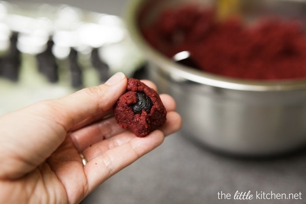 Red Velvet Oreo Truffles from The Little Kitchen Red Velvet Oreo Truffles