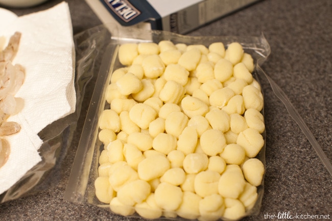 Shrimp Alfredo Gnocchi from thelittlekitchen.net Shrimp Alfredo Gnocchi from thelittlekitchen.net