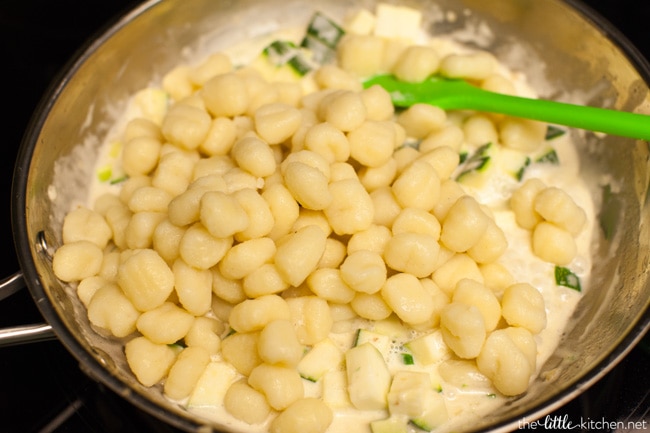 Shrimp Alfredo Gnocchi from thelittlekitchen.net Shrimp Alfredo Gnocchi from thelittlekitchen.net