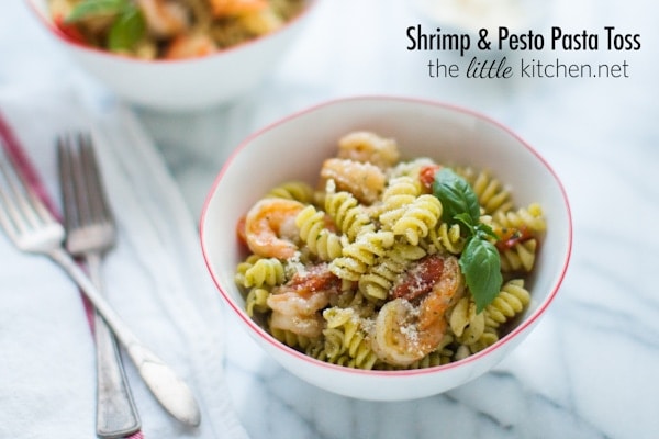 Shrimp and Pesto Pasta Toss from thelittlekitchen.net Shrimp and Pesto Pasta Toss from thelittlekitchen.net