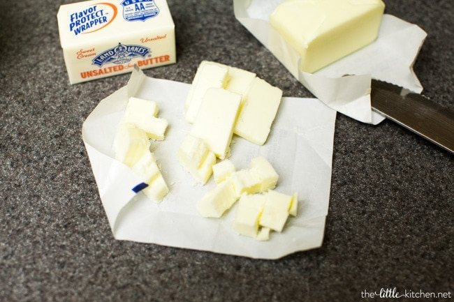 Strawberry Chocolate Hand Pies from thelittlekitchen.net Strawberry Chocolate Hand Pies from thelittlekitchen.net