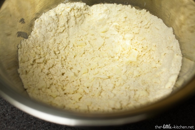 Strawberry Chocolate Hand Pies from thelittlekitchen.net Strawberry Chocolate Hand Pies from thelittlekitchen.net
