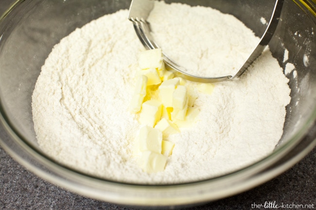 Strawberries and Cream Scones with White Chocolate Glaze from thelittlekitchen.net Strawberries and Cream Scones with White Chocolate Glaze from thelittlekitchen.net