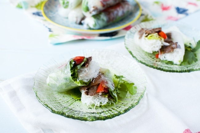 Vietnamese Spring Rolls with Grilled Lemongrass Beef from thelittlekitchen.net Vietnamese Spring Rolls with Grilled Lemongrass Beef from thelittlekitchen.net