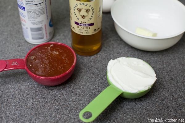 Yogurt Parfait Chocolate Chip Granola Cups from thelittlekitchen.net Yogurt Parfait Chocolate Chip Granola Cups from thelittlekitchen.net