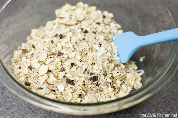 Yogurt Parfait Chocolate Chip Granola Cups from thelittlekitchen.net Yogurt Parfait Chocolate Chip Granola Cups from thelittlekitchen.net