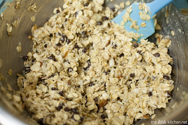 Yogurt Parfait Chocolate Chip Granola Cups from thelittlekitchen.net Yogurt Parfait Chocolate Chip Granola Cups from thelittlekitchen.net